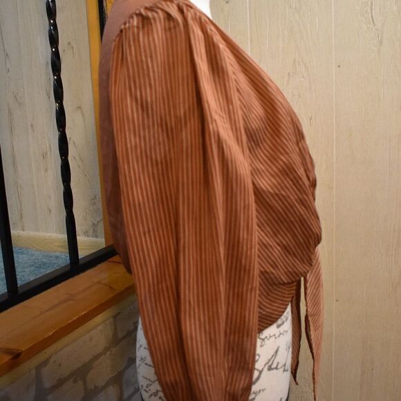 - J.O.A long sleeve crop top size small - Picture 4 of 14